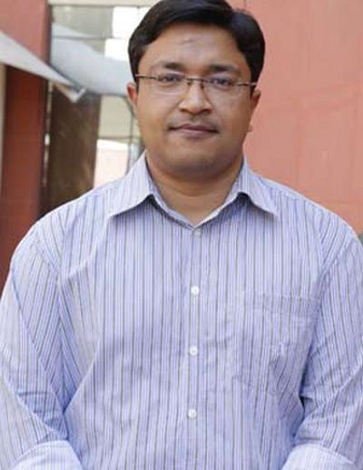 Dr. Daniel Mathew